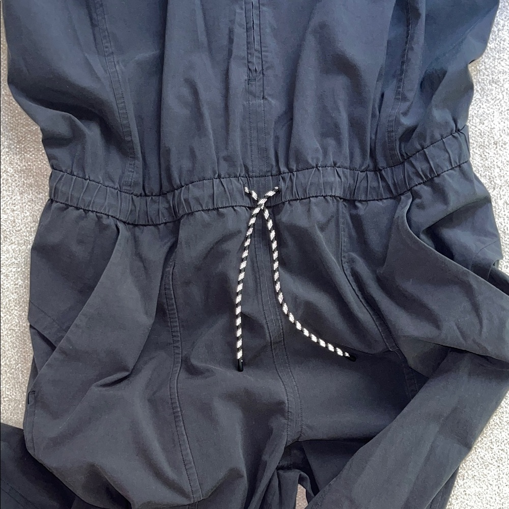 Lululemon Shift in Time Jumpsuit Women's Black Size 8 - Picture 6 of 16
